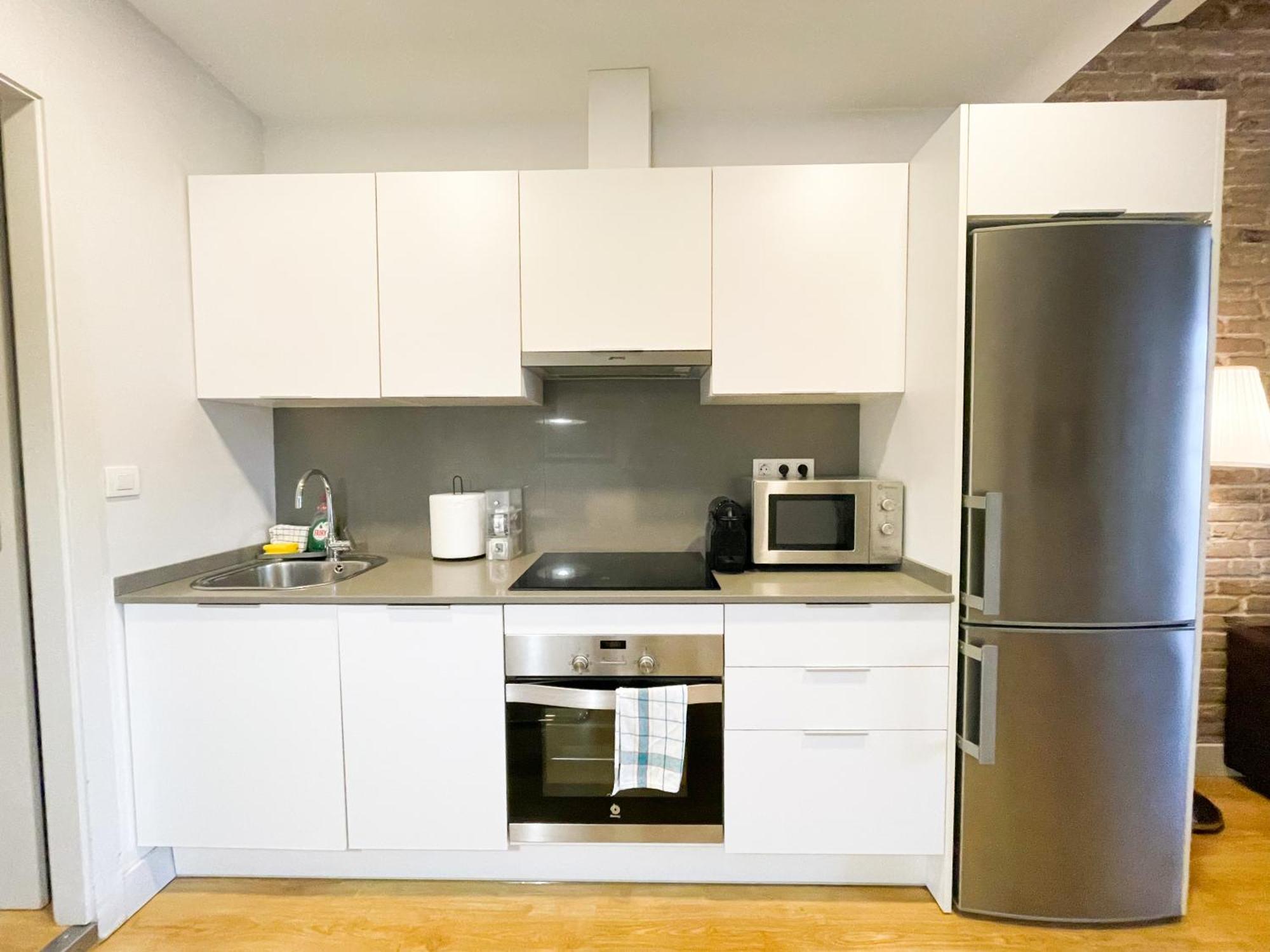 Boutique Pare Lainez- 2 Bedroom Sagrada Famlia With Balcony