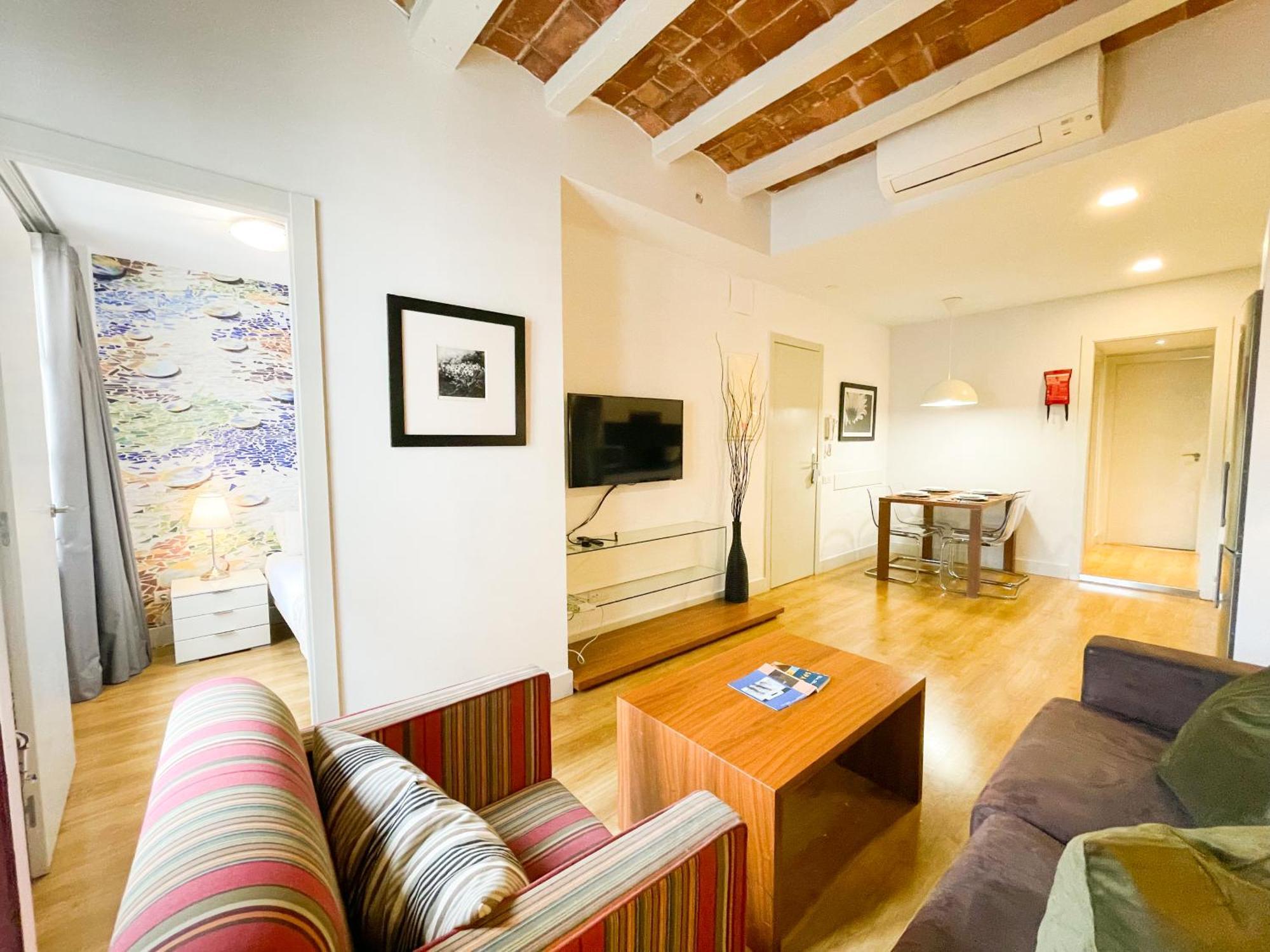 Apartment Boutique Pare Lainez- 2 Bedroom Sagrada Famlia With Balcony *